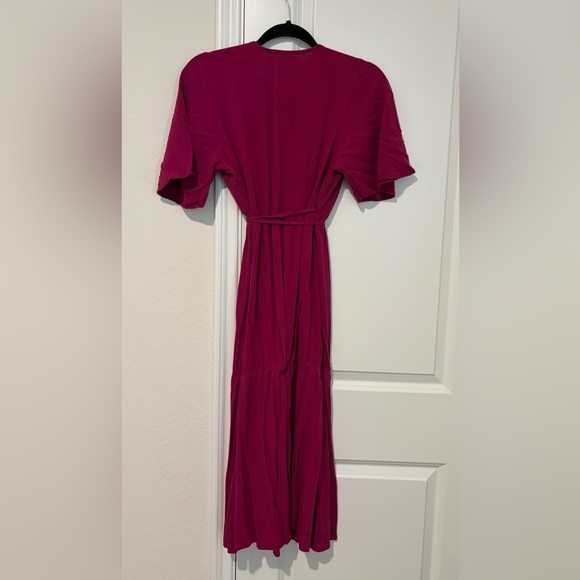 Old Navy Dresses & Skirts - Old Navy Fuchsia Long Sleeve Dress